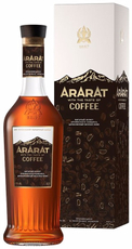 Напиток спиртной Арарат со вкусом кофе в подарочной упаковке, 0.5л