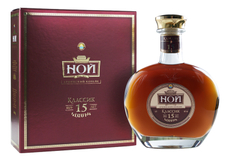 Коньяк Ной Классик 15 лет в подарочной упаковке, 0.5л
