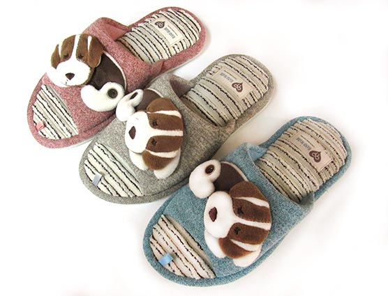 Тапочки женские Lucky Land 3218 W-LMO-W с аппликацией щенок, р. 36-41