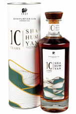 Коньяк выдержанный Шаумян 10 лет в подарочной упаковке, 0.5л