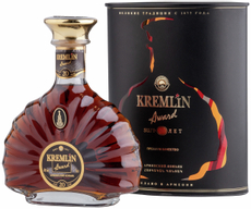 Коньяк Kremlin Award 20 лет в подарочной упаковке, 0.5л