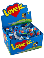 Жевательная резинка Love is банан-клубника (4.2г x 100шт), 420г