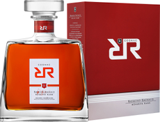 Коньяк Raymond Ragnaud Reserve Rare 10 лет в подарочной упаковке, 0.7л