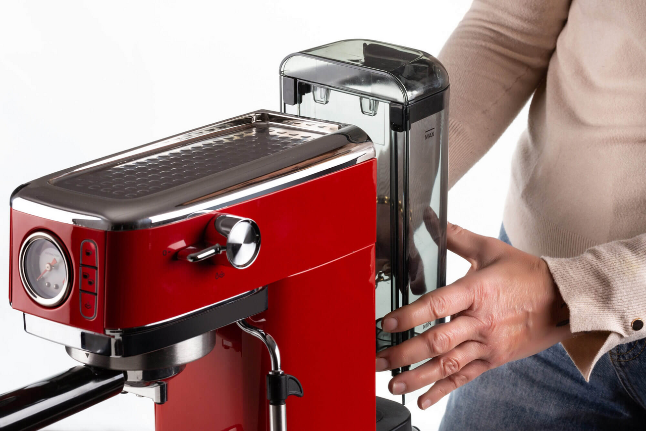 Кофемашина ariete. Ariete 1381. кофеварка рожковая ariete 1318 moderna. кофеварка рожковая brayer br1109. кофемашина cremissimo ariete.