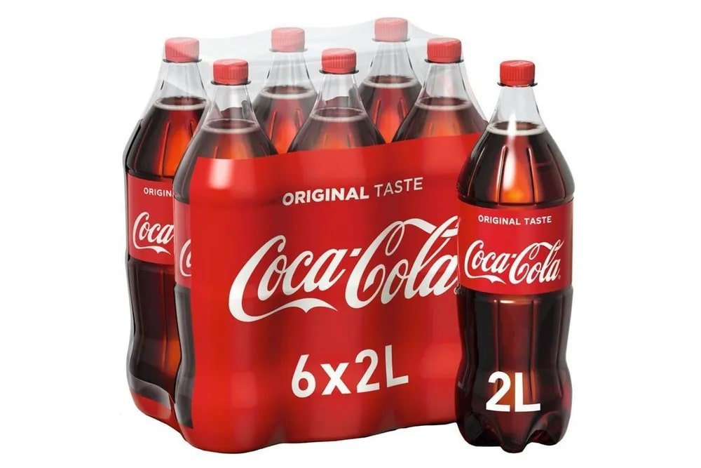 2 coca cola. Напиток Кока-кола 2л. Coca Cola Classic 2l. Напиток Кока-кола газированный 2 л. Газированный напиток Coca-Cola Classic, 2 л, 6 шт..