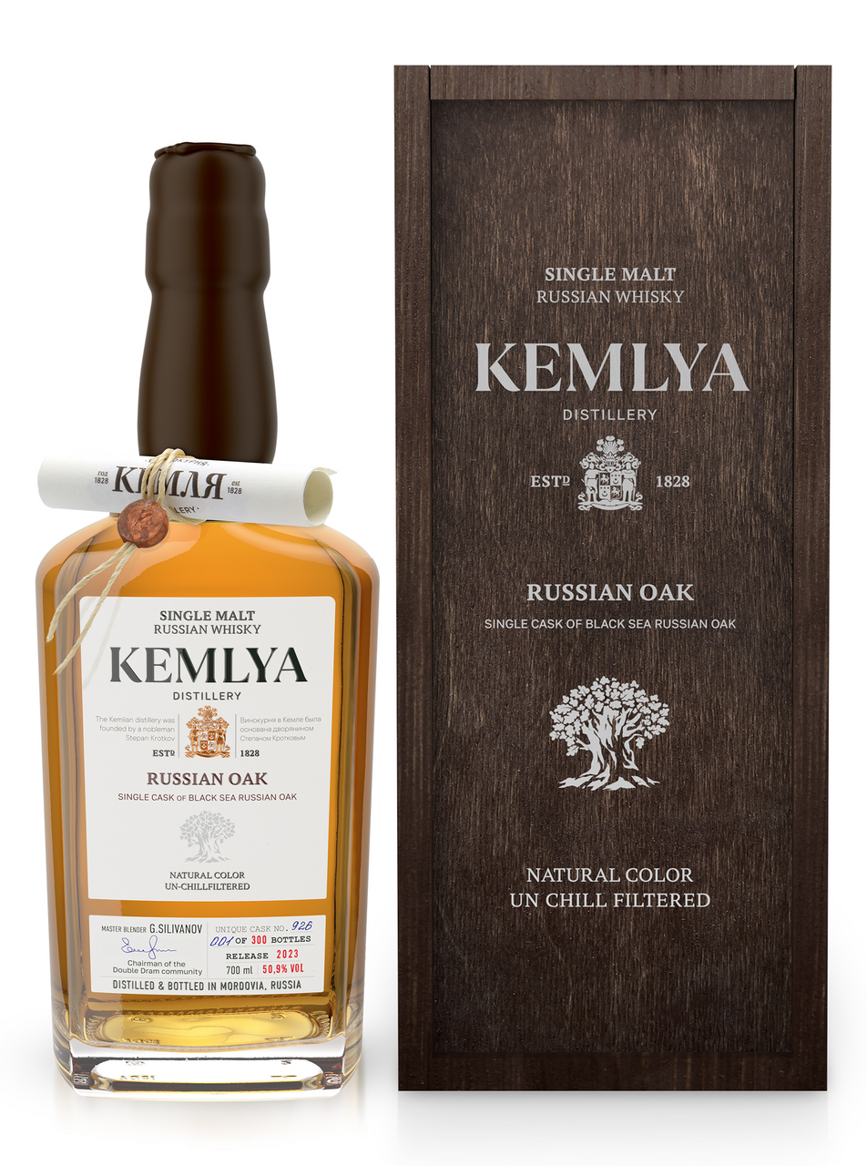 Изображение товара Виски Kemlya Russian Oak 0.7л в подарочной упаковке, шестилетняя выдержка, ограниченная партия