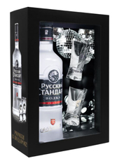 Водка Русский Стандарт + 2 шота в подарочной упаковке, 0.7л