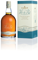 Коньяк Camus Ile de Re Fine Island в подарочной упаковке, 0.7л