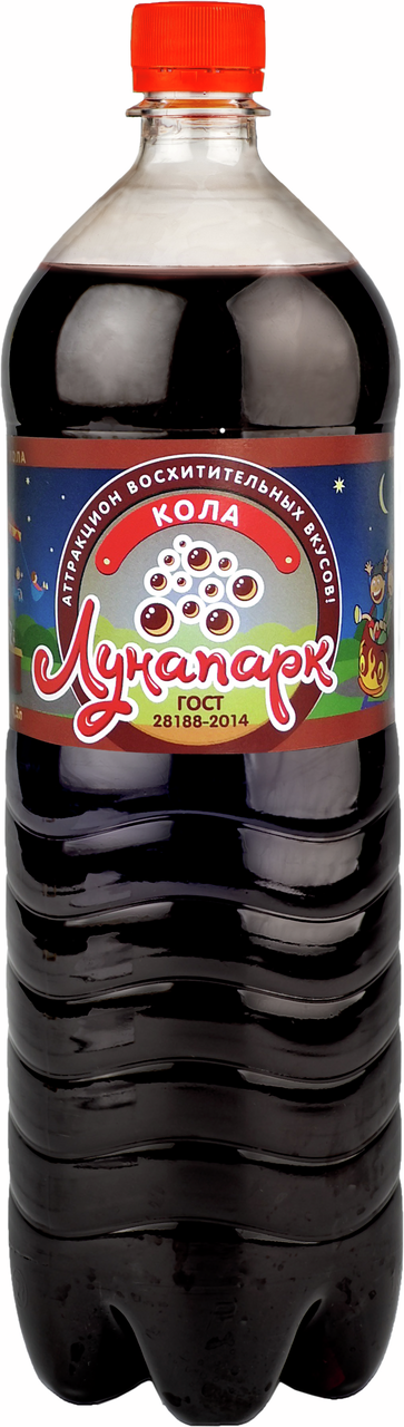 Напиток Лунапарк Кола газированный, 1.5л
