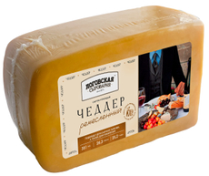 Сыр Логовская сыроварня Чеддер ремесленный брусок 45%, ~2кг