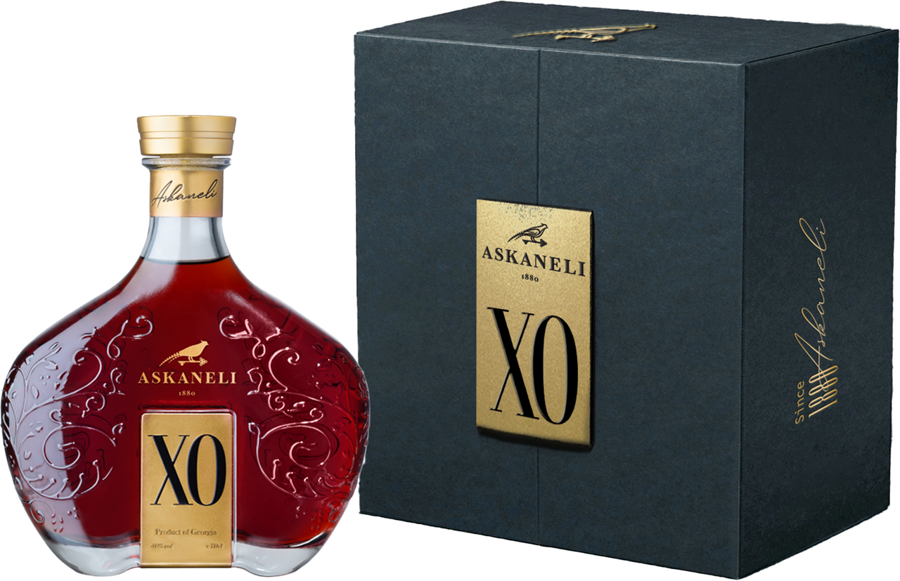 Изображение товара Грузинский коньяк Askaneli Brothers XO 10 лет 0.7 л в подарочной упаковке