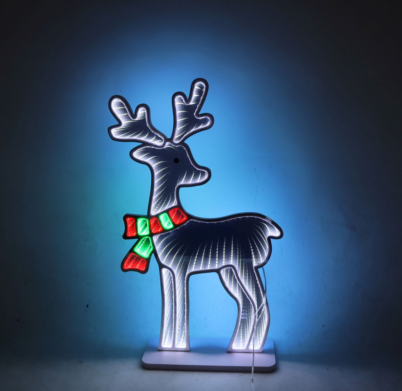 Tarrington House Фигура световая Олень 258Led, 60см