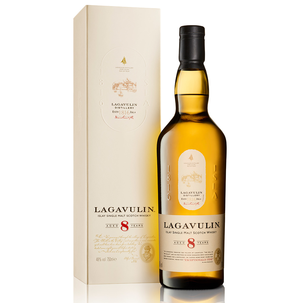 Изображение товара Виски Lagavulin 8-летний в подарочной упаковке, 0.7л