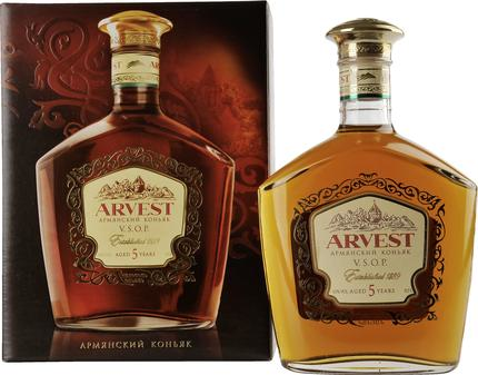 Изображение товара Коньяк Arvest VSOP 0.5л в подарочной упаковке армянский напиток