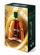 Коньяк Старейшина 7 лет в подарочной упаковке, 0.5л